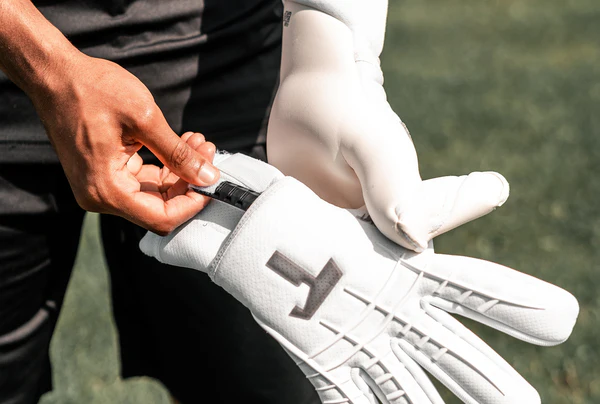 Diventa un T1TAN invincibile